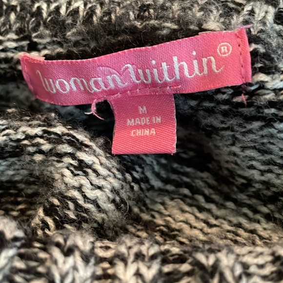 Woman Within Size:M Black and White Knit Sweater cape W side Button Detail EUC - Picture 4 of 10